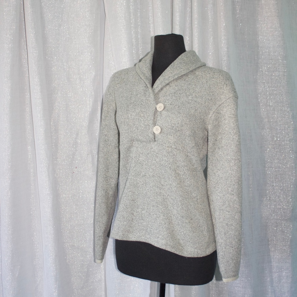 Ther North Face Button Sweater  | Grey